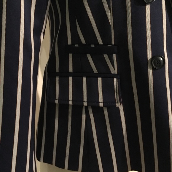 Banana Republic striped blazer - Picture 4 of 8